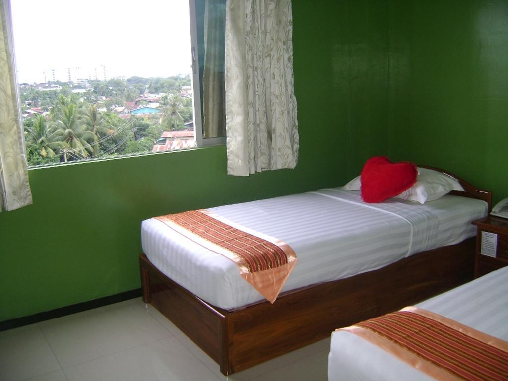 Royal Boss Hotel Rangoon Kamer foto